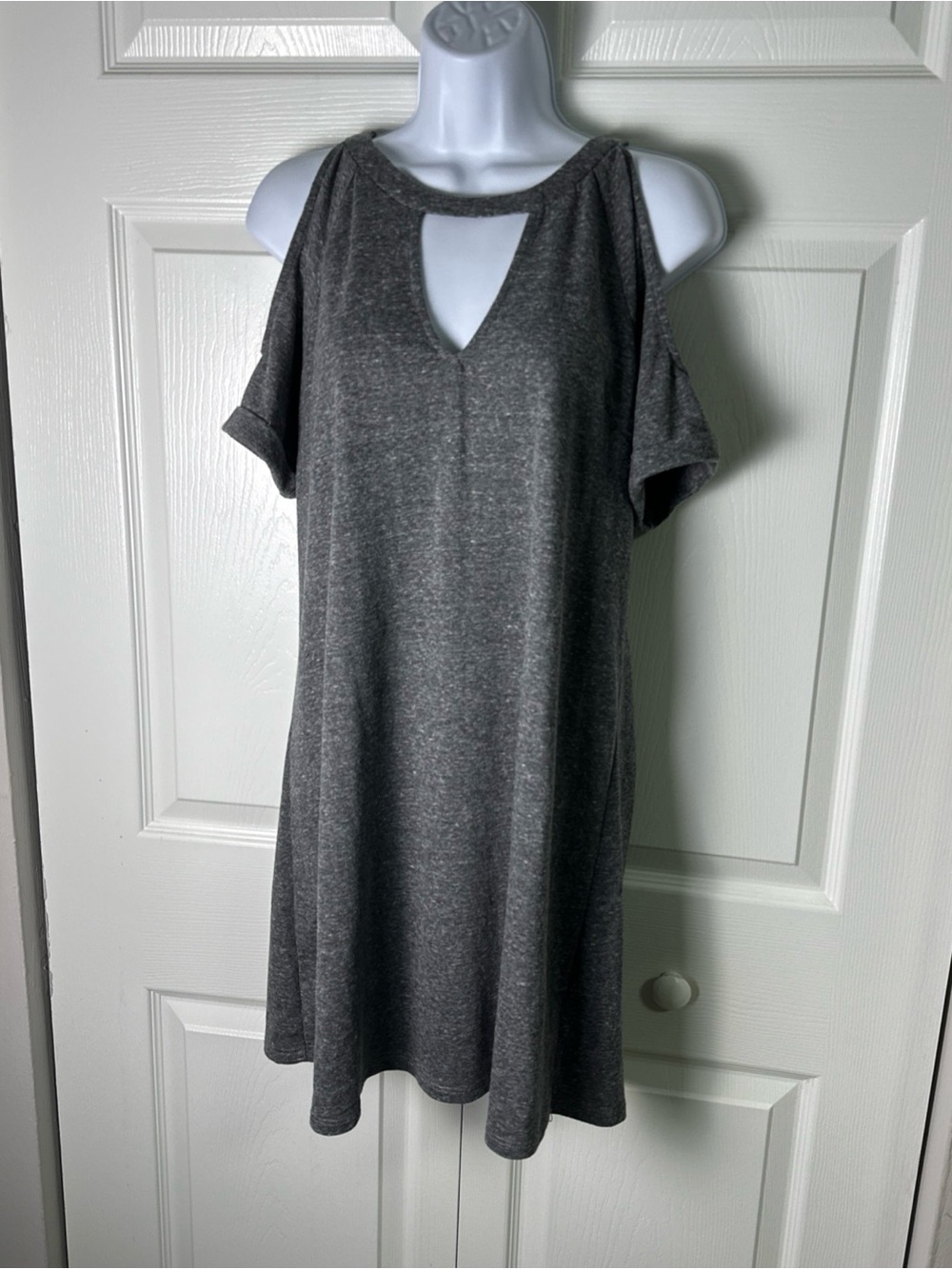 Dee Elly Cold-Shoulder Keyhole Swing Dress - Charcoal Gray